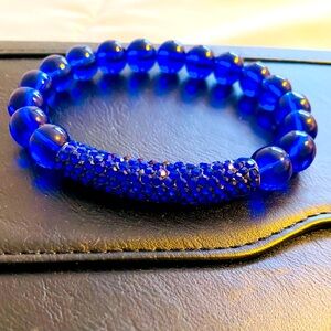 Blue stretchy bracelet